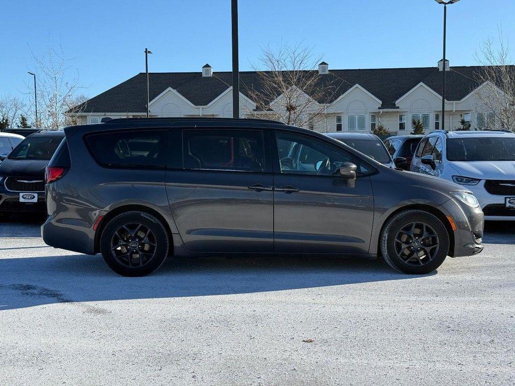 used 2018 Chrysler Pacifica car, priced at $13,400