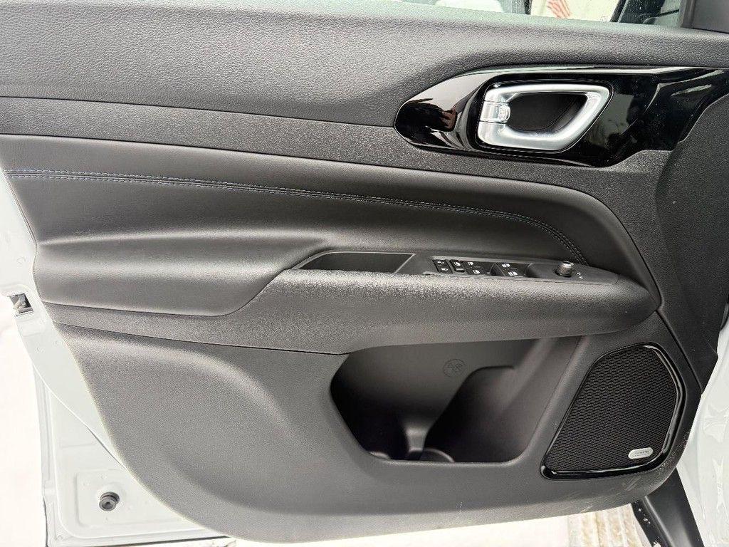 new 2026 Jeep Compass car, priced at $32,727