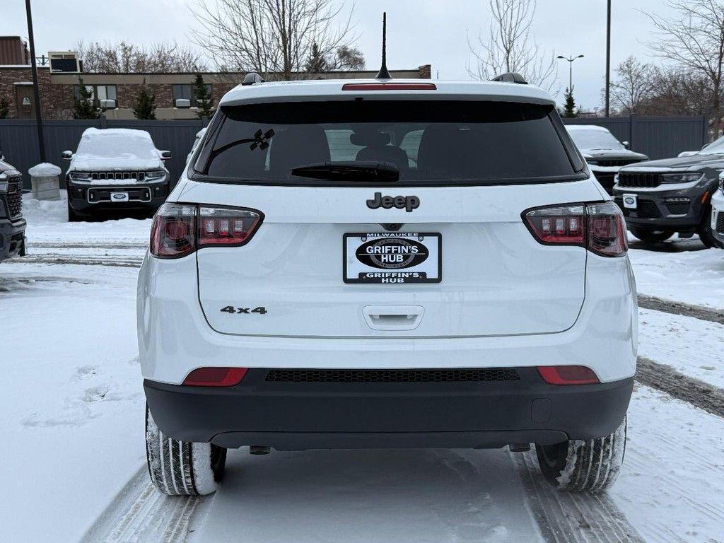 new 2026 Jeep Compass car, priced at $32,727
