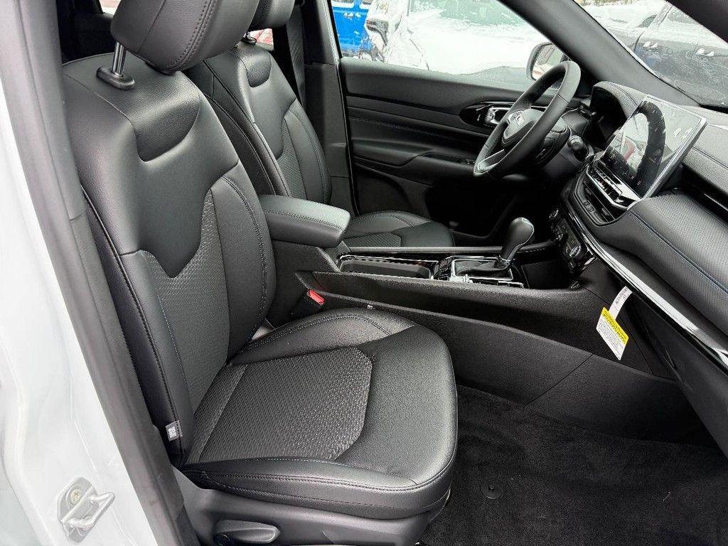 new 2026 Jeep Compass car, priced at $32,694