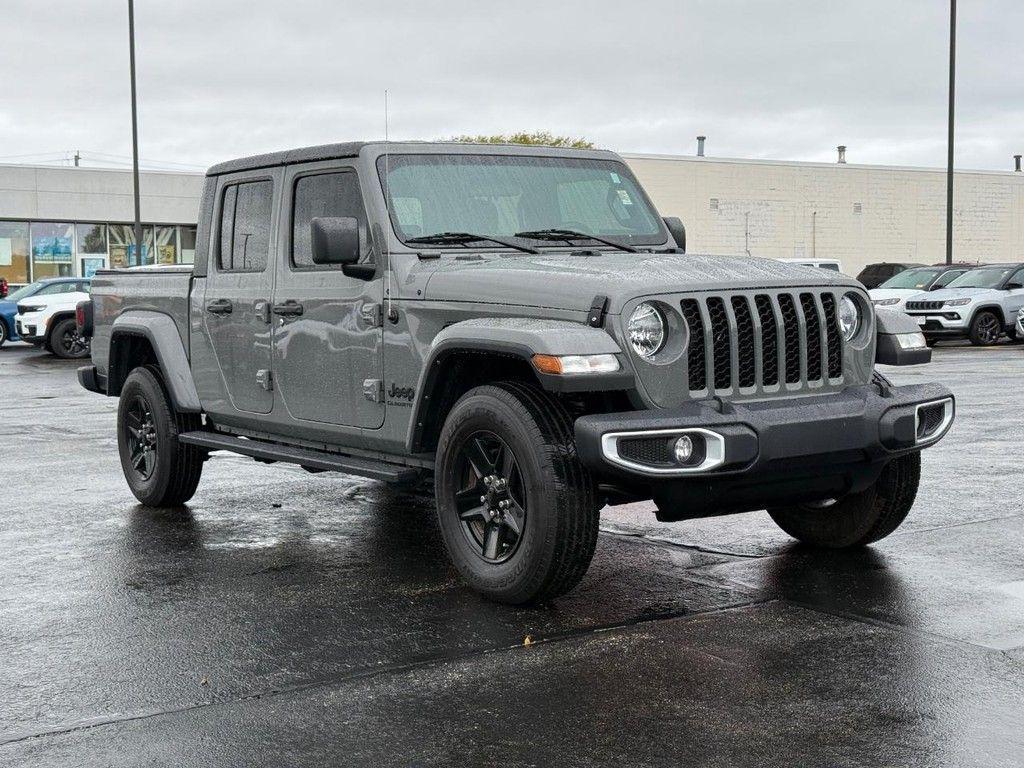 used 2021 Jeep Gladiator car, priced at $28,759
