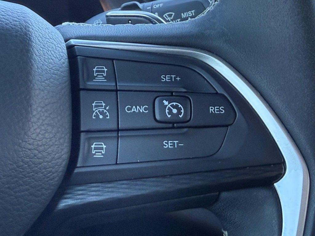 used 2023 Jeep Grand Cherokee L car, priced at $24,988