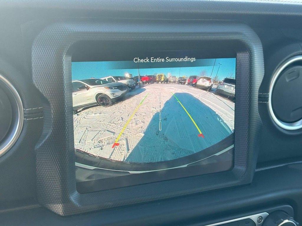 used 2021 Jeep Wrangler Unlimited car, priced at $32,281