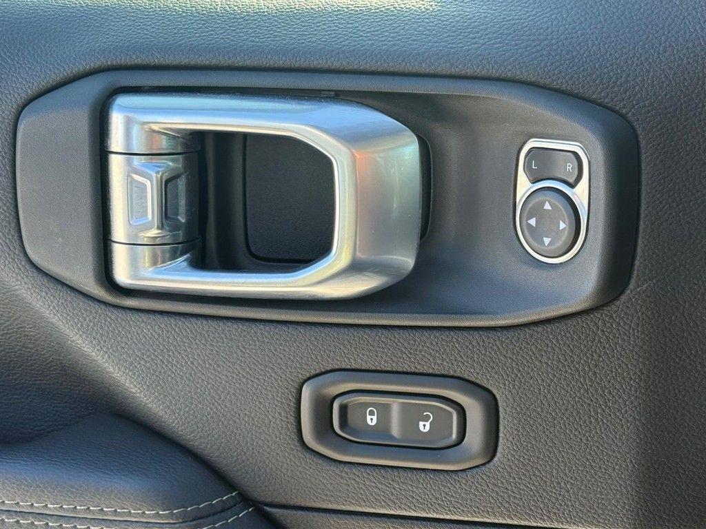 used 2021 Jeep Wrangler Unlimited car, priced at $32,281