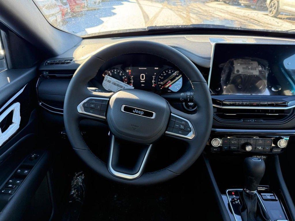 new 2026 Jeep Compass car, priced at $32,295