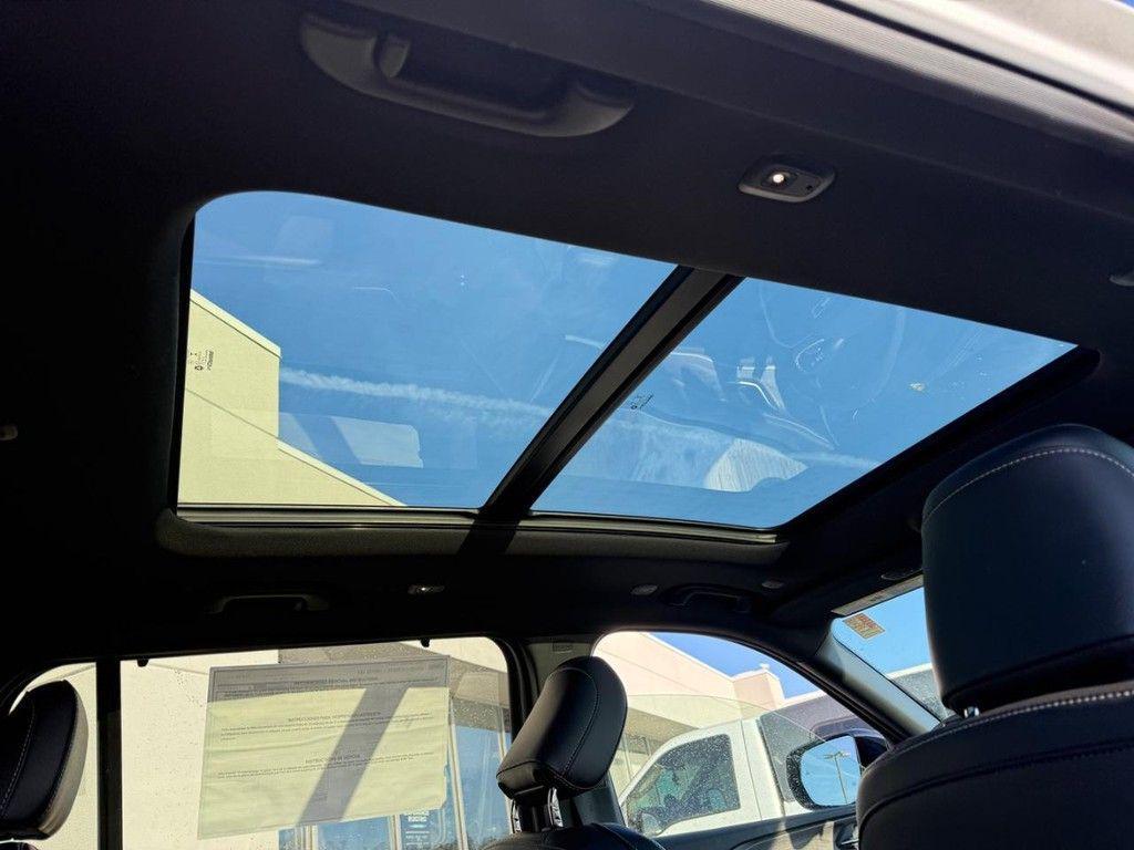 new 2025 Jeep Grand Cherokee L car, priced at $51,108