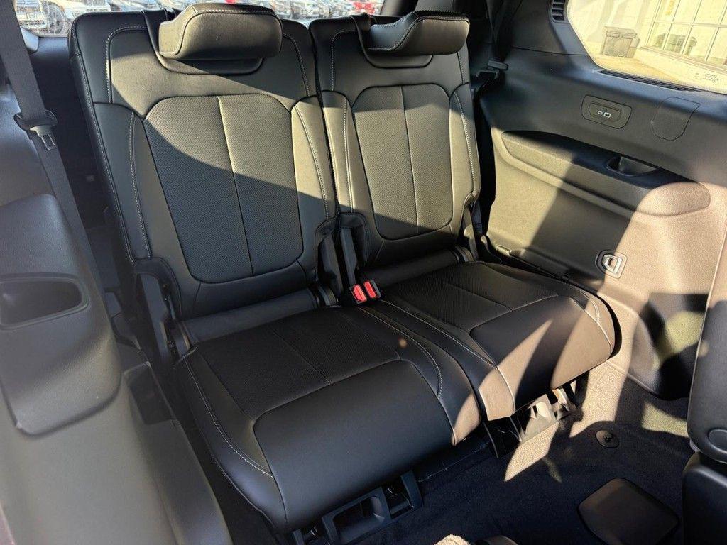 new 2025 Jeep Grand Cherokee L car, priced at $51,108