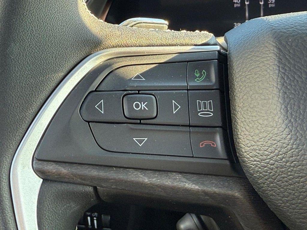 new 2025 Jeep Grand Cherokee L car, priced at $51,108