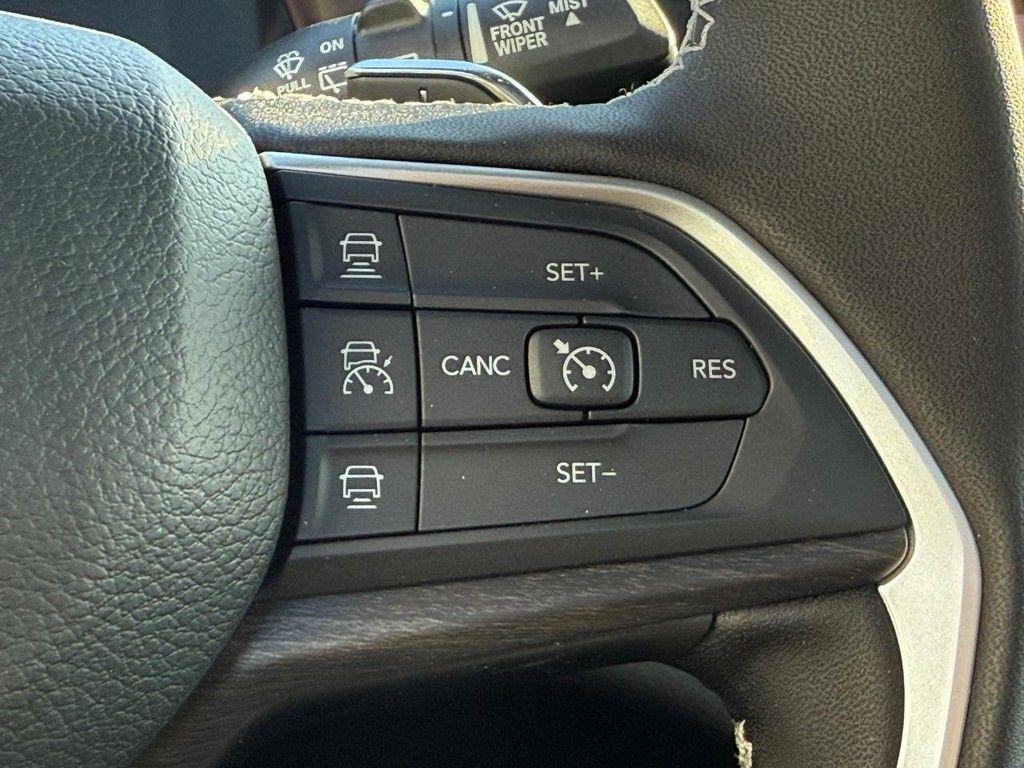 new 2025 Jeep Grand Cherokee L car, priced at $51,108