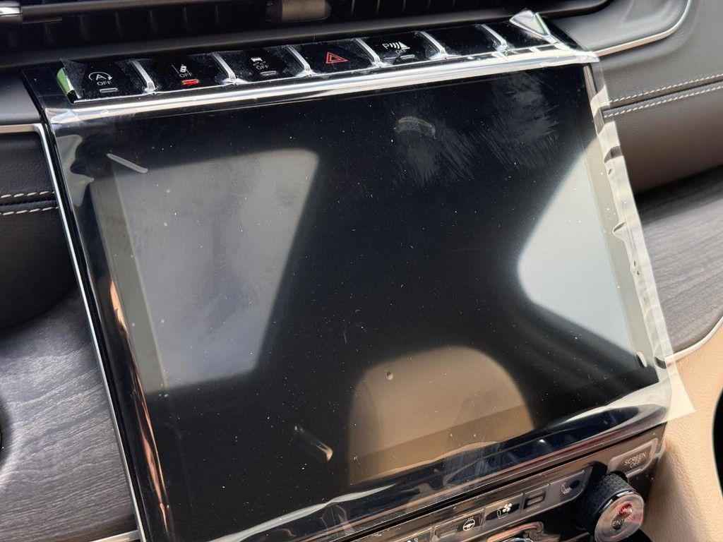 new 2025 Jeep Grand Cherokee car, priced at $47,091