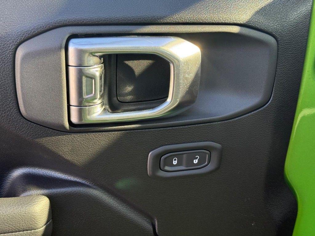 new 2026 Jeep Gladiator car, priced at $43,845