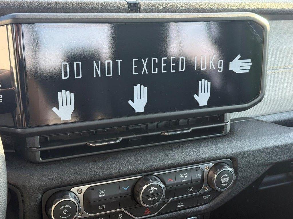 new 2026 Jeep Gladiator car, priced at $43,845