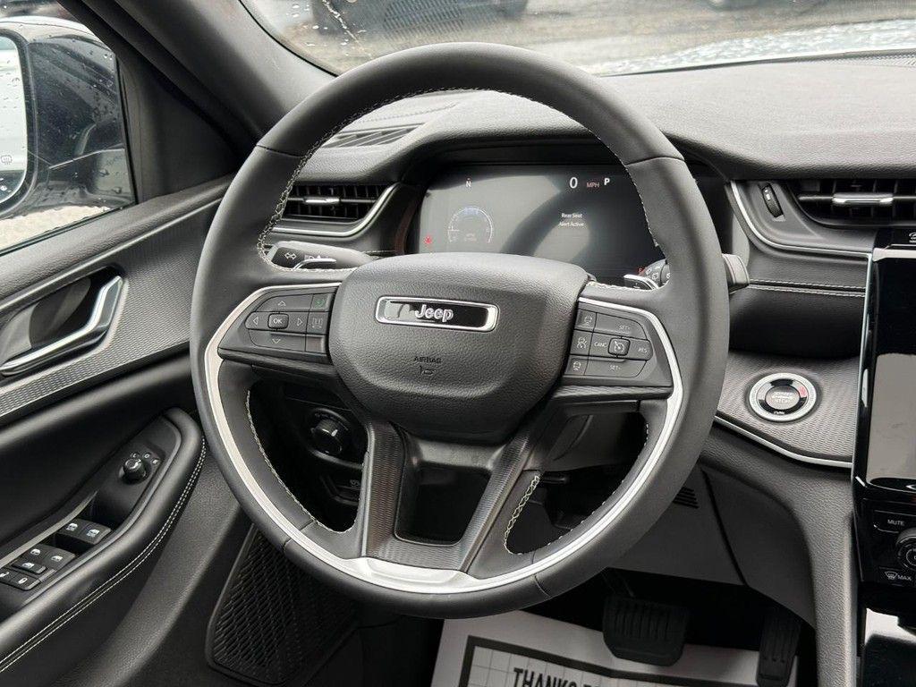 used 2024 Jeep Grand Cherokee car, priced at $35,432