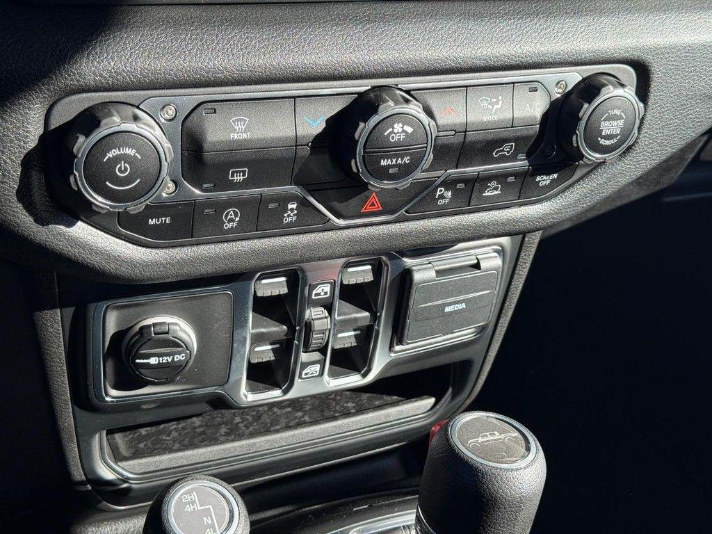 new 2026 Jeep Gladiator car, priced at $46,491