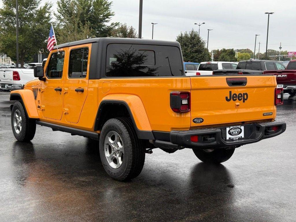 used 2021 Jeep Gladiator car, priced at $27,333