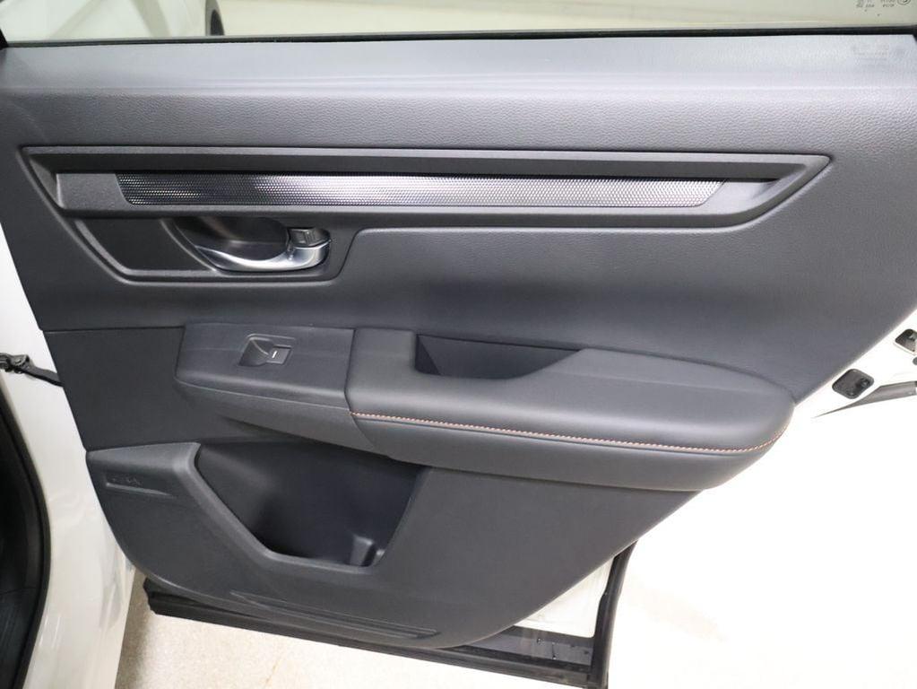 new 2026 Honda CR-V Hybrid car, priced at $38,434