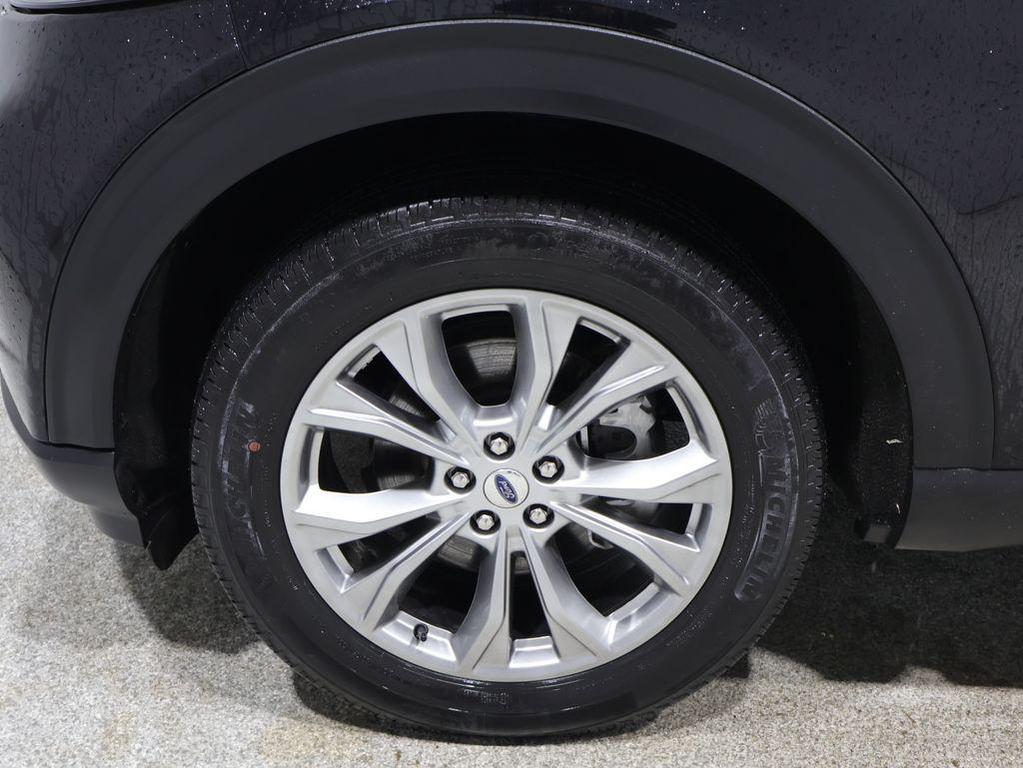 used 2024 Ford Explorer car, priced at $39,099
