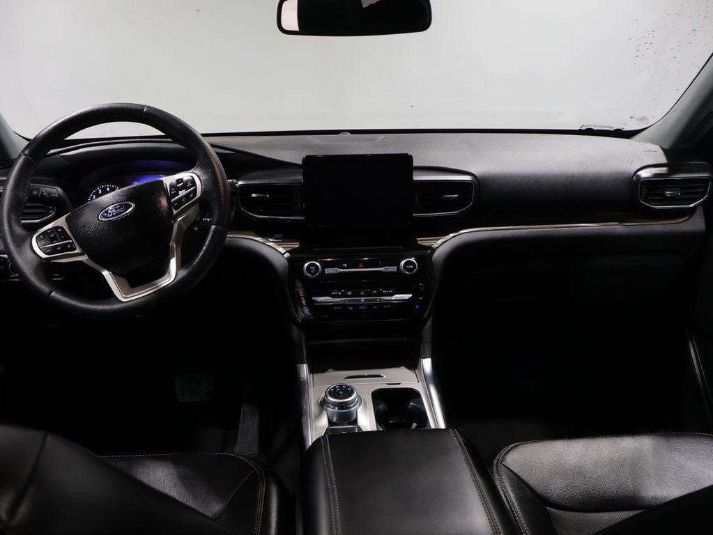 used 2024 Ford Explorer car, priced at $39,099