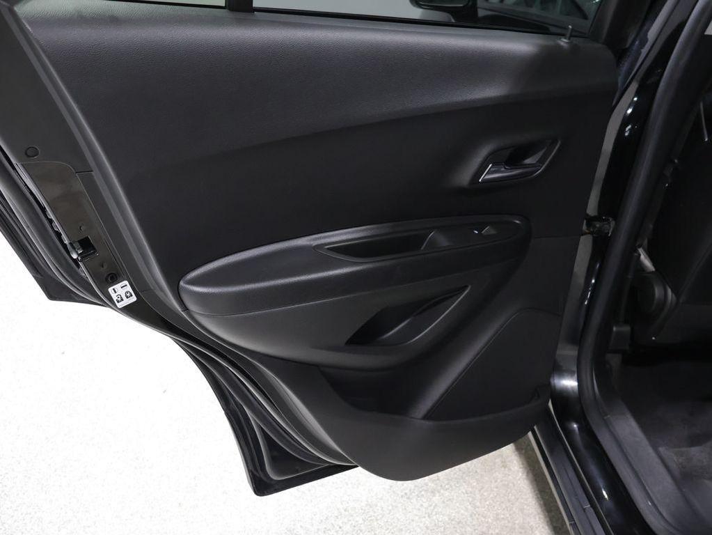 used 2021 Chevrolet Trax car