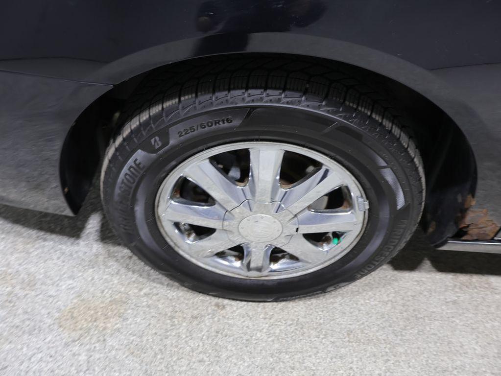 used 2006 Buick LaCrosse car, priced at $6,800