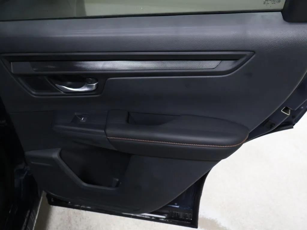 new 2026 Honda CR-V Hybrid car, priced at $40,675