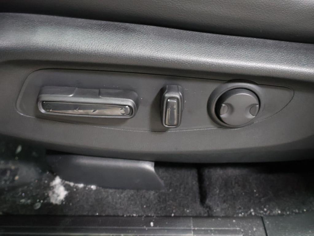 new 2026 Honda CR-V Hybrid car, priced at $40,675