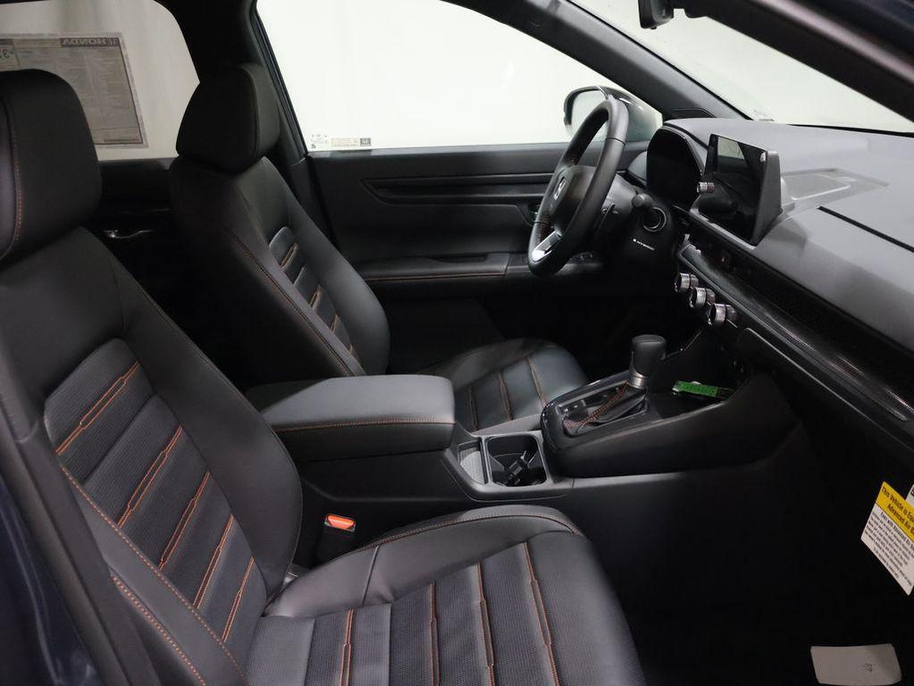new 2026 Honda CR-V Hybrid car, priced at $40,675