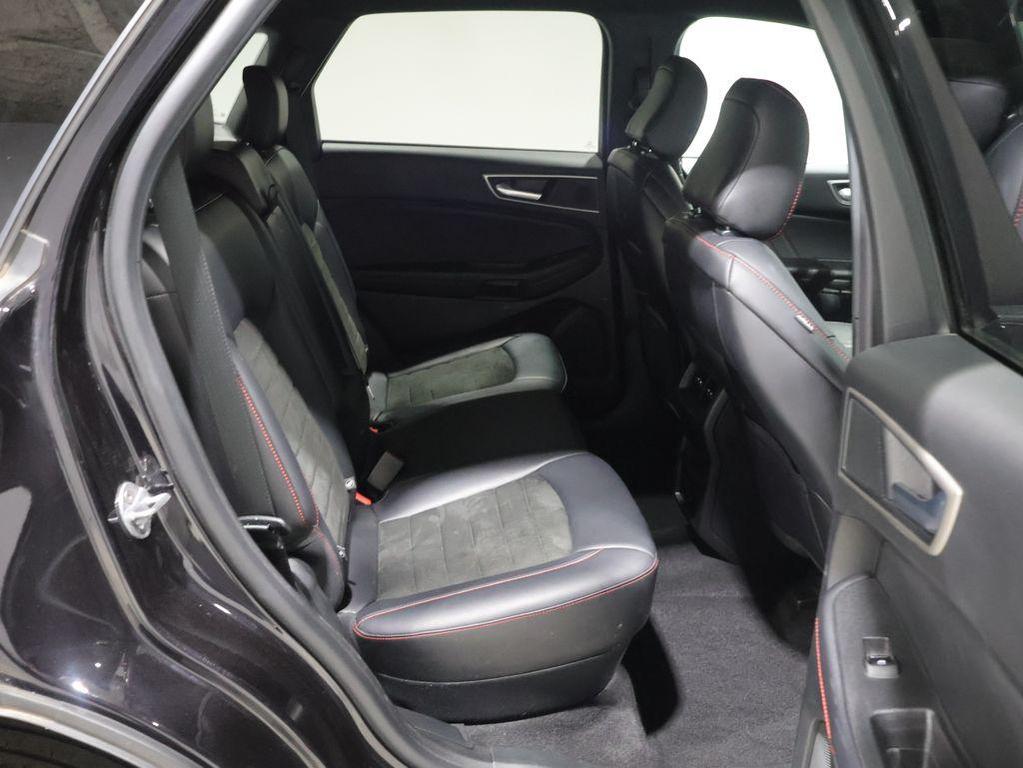 used 2024 Ford Edge car, priced at $29,320