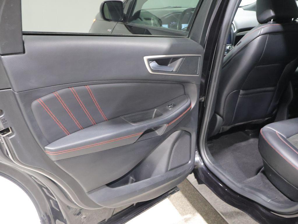 used 2024 Ford Edge car, priced at $29,320