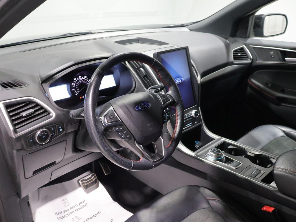 used 2024 Ford Edge car, priced at $29,320