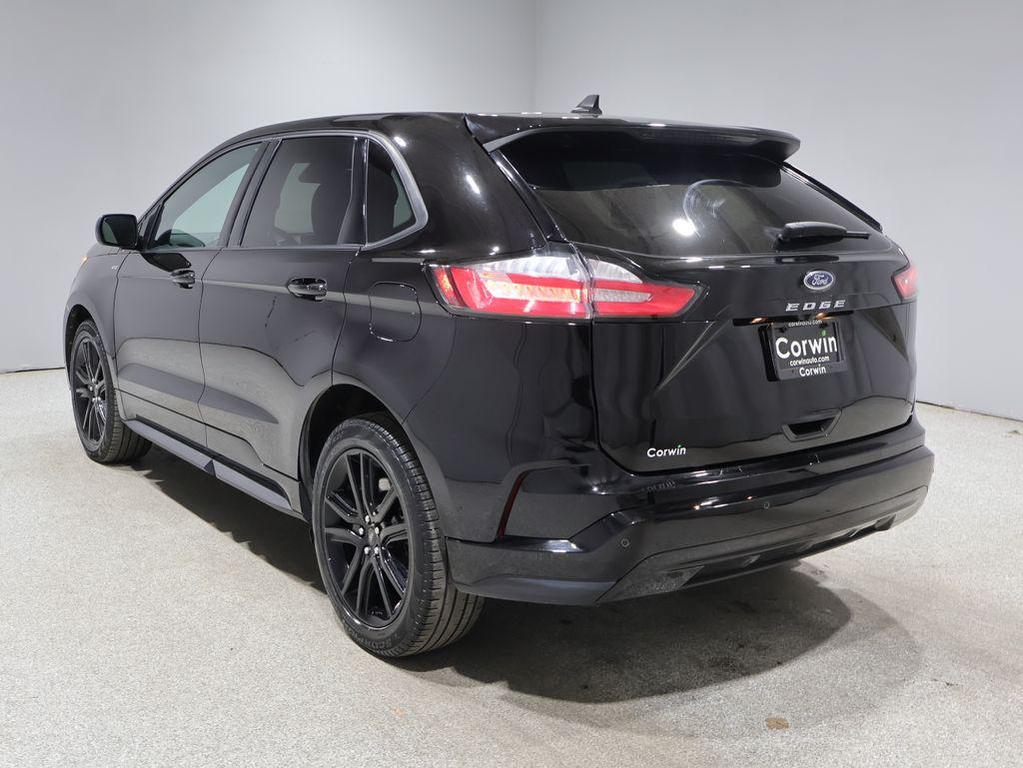 used 2024 Ford Edge car, priced at $29,320