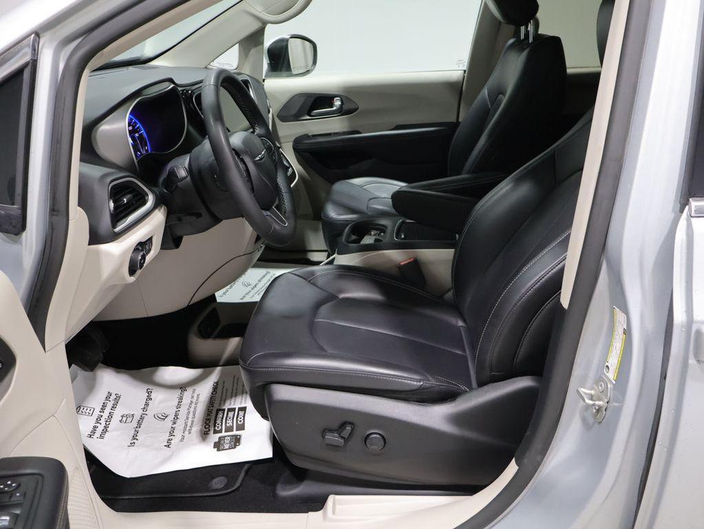 used 2023 Chrysler Pacifica car, priced at $26,900