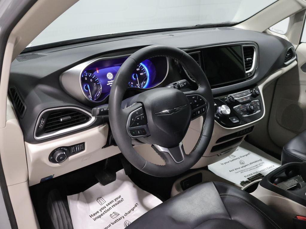 used 2023 Chrysler Pacifica car, priced at $26,900