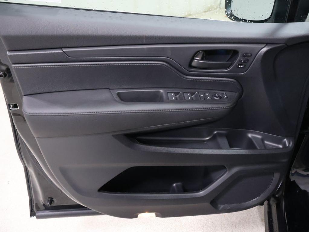 new 2026 Honda Odyssey car, priced at $43,689