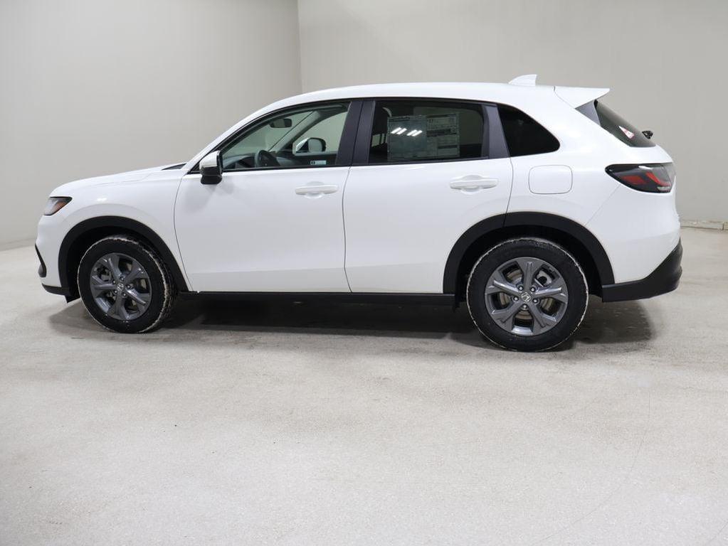 new 2027 Honda HR-V car, priced at $30,005