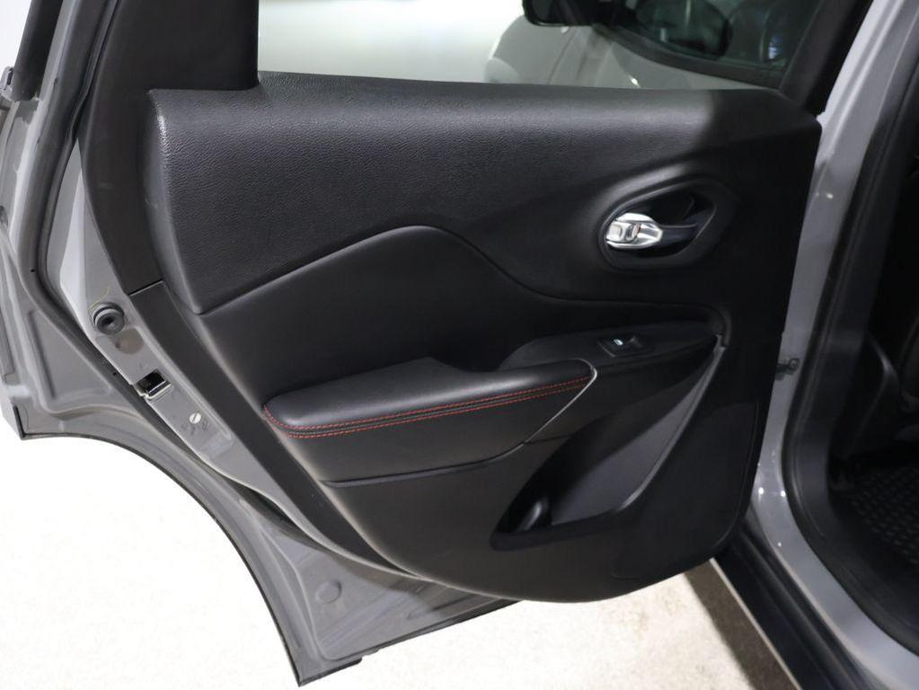 used 2019 Jeep Cherokee car, priced at $18,900