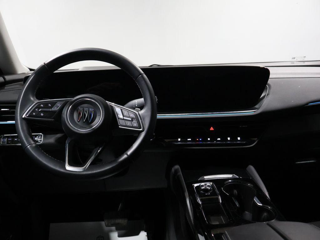 used 2024 Buick Envision car, priced at $22,900