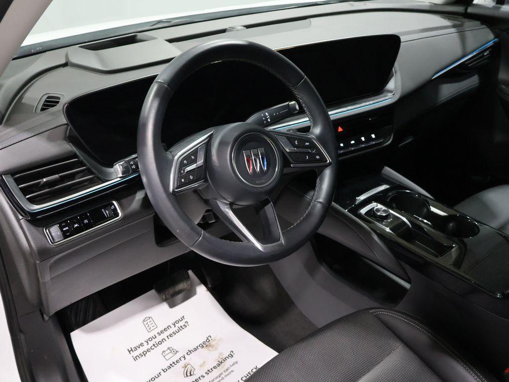 used 2024 Buick Envision car, priced at $22,900
