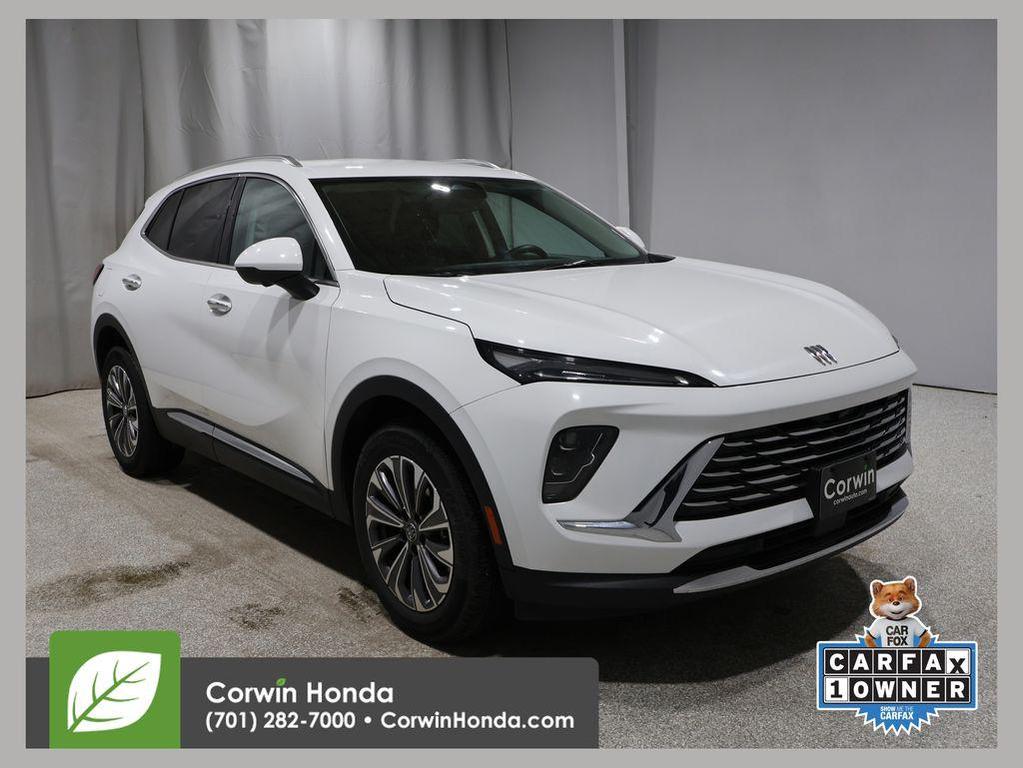 used 2024 Buick Envision car, priced at $22,900