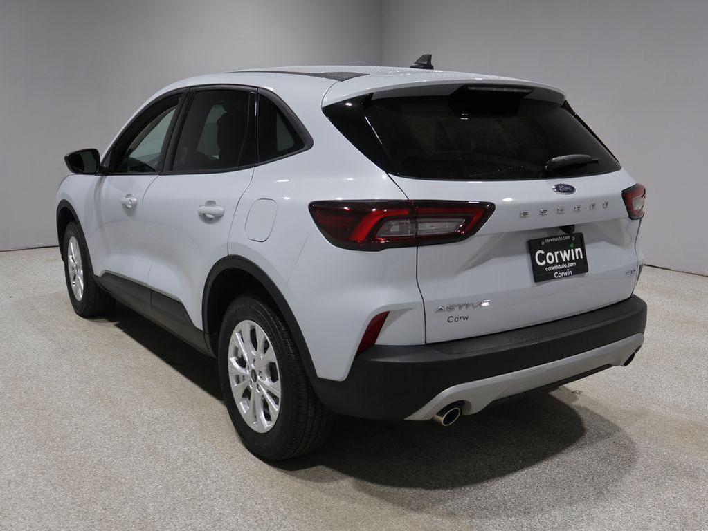 used 2025 Ford Escape car, priced at $23,500