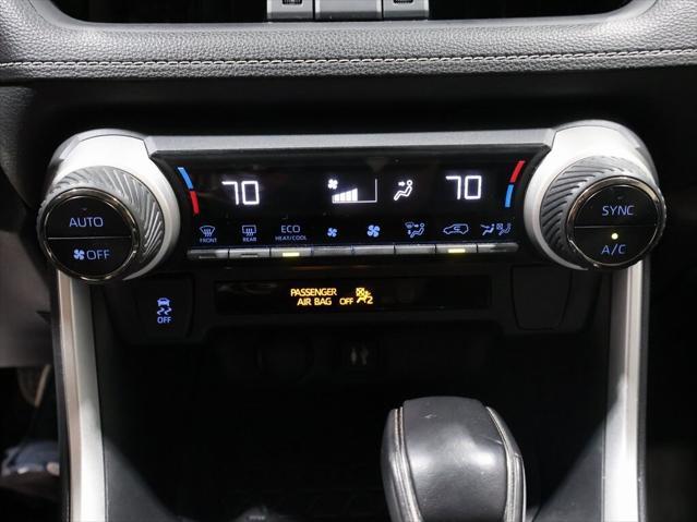 2019 Blizzard Pearl Toyota RAV4
