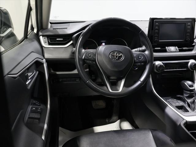 2019 Blizzard Pearl Toyota RAV4