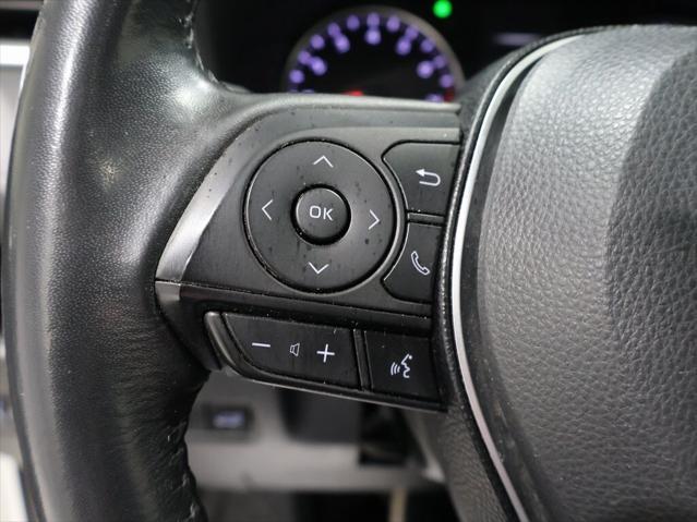 2019 Blizzard Pearl Toyota RAV4