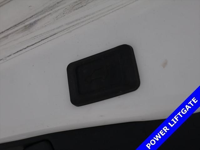 2019 Blizzard Pearl Toyota RAV4