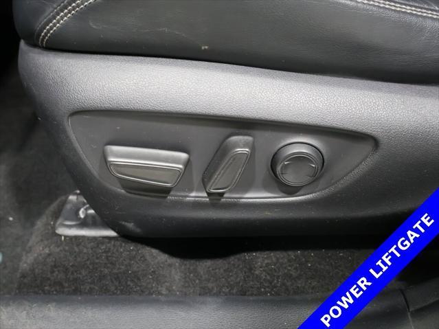 2019 Blizzard Pearl Toyota RAV4