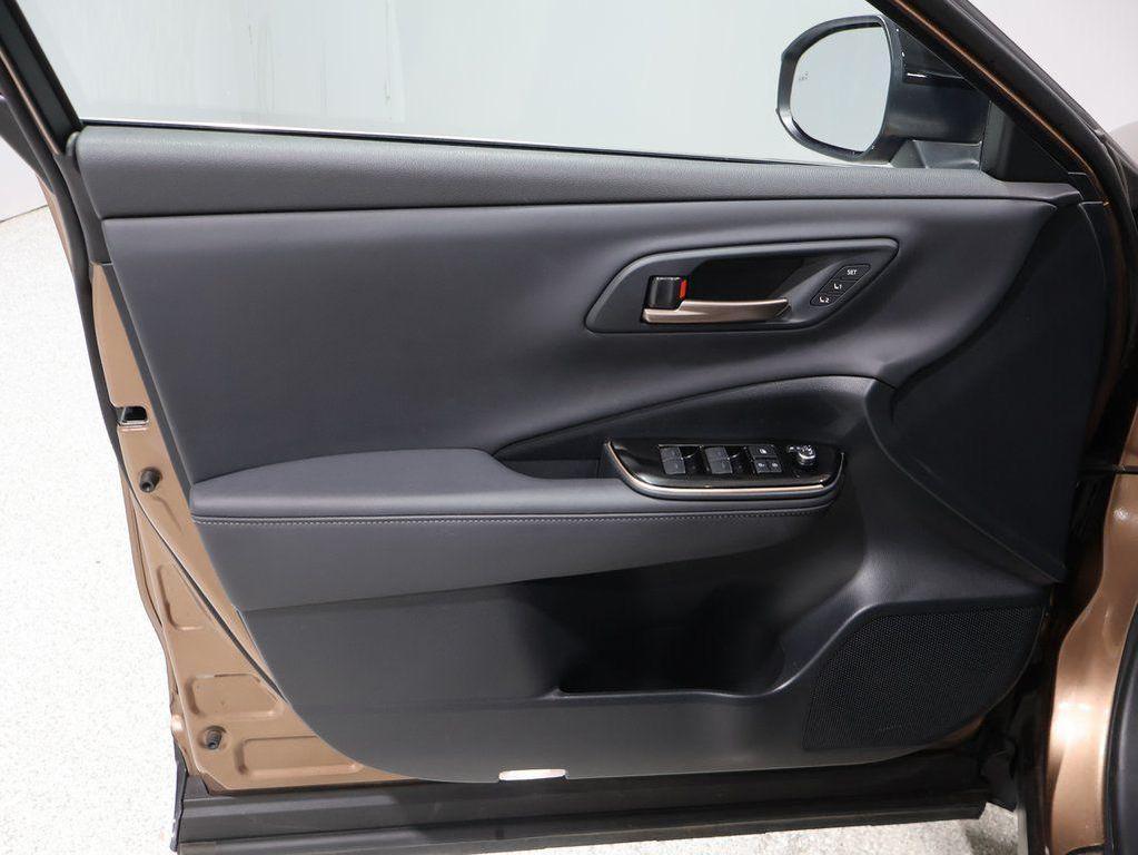 used 2025 Toyota Crown Signia car, priced at $40,500