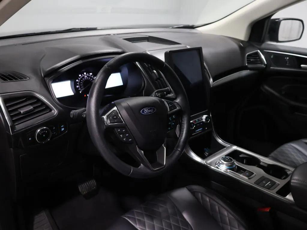 used 2024 Ford Edge car, priced at $30,800