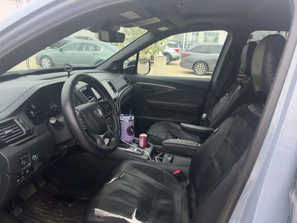 used 2022 Honda Passport car, priced at $31,500