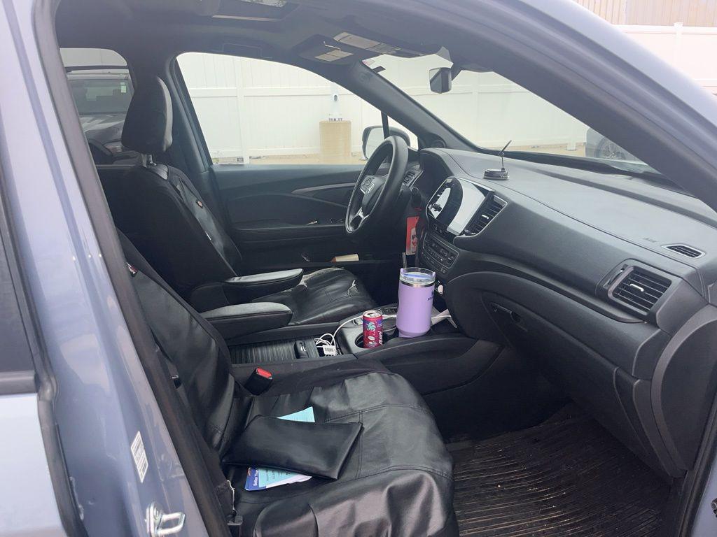 used 2022 Honda Passport car, priced at $31,500