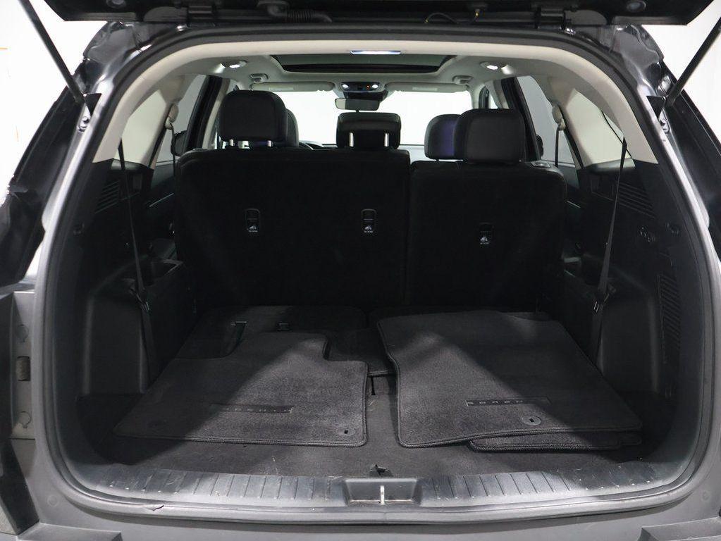 used 2023 Kia Sorento car, priced at $22,300